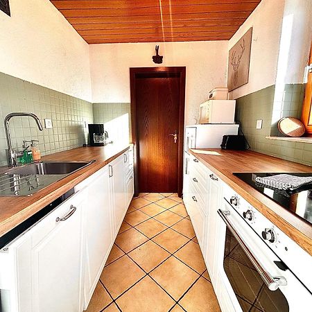 Monchegg Ferienhaus Mit Zirbitzblick מראה חיצוני תמונה